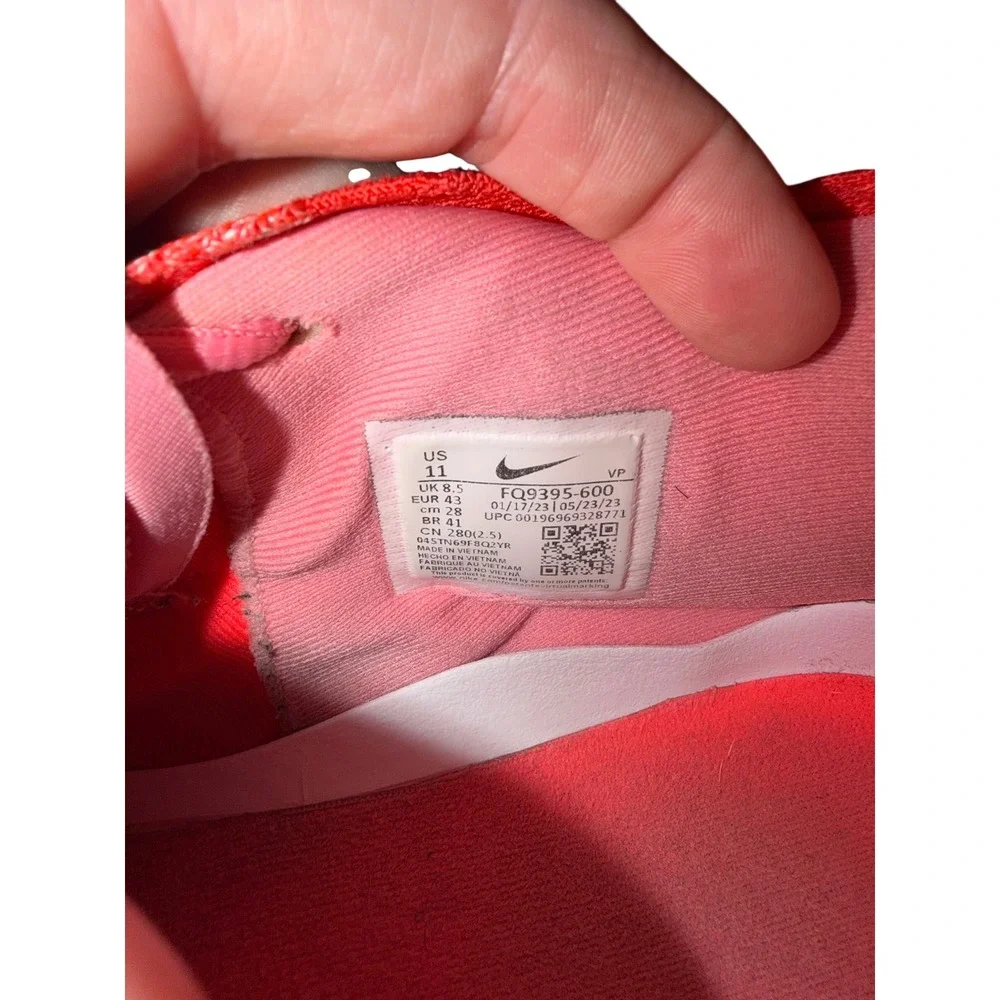 Nike round see